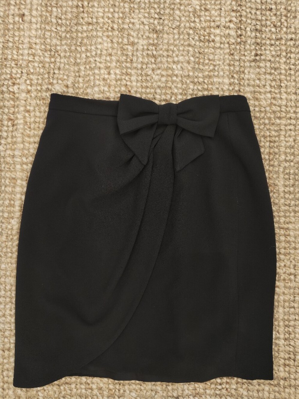 Y2K Helene Berman Black Pencil Skirt with Waist Bow